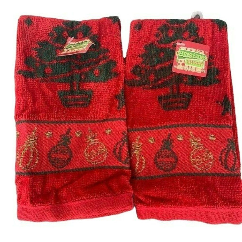 Peachtree Products Red Black Christmas Holiday Festive Hand Towels